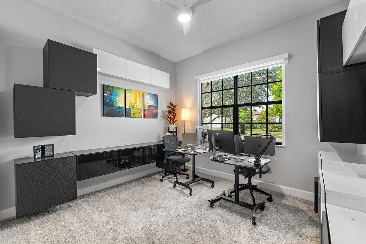 PALM MEADOWS ESTATES - Residential
