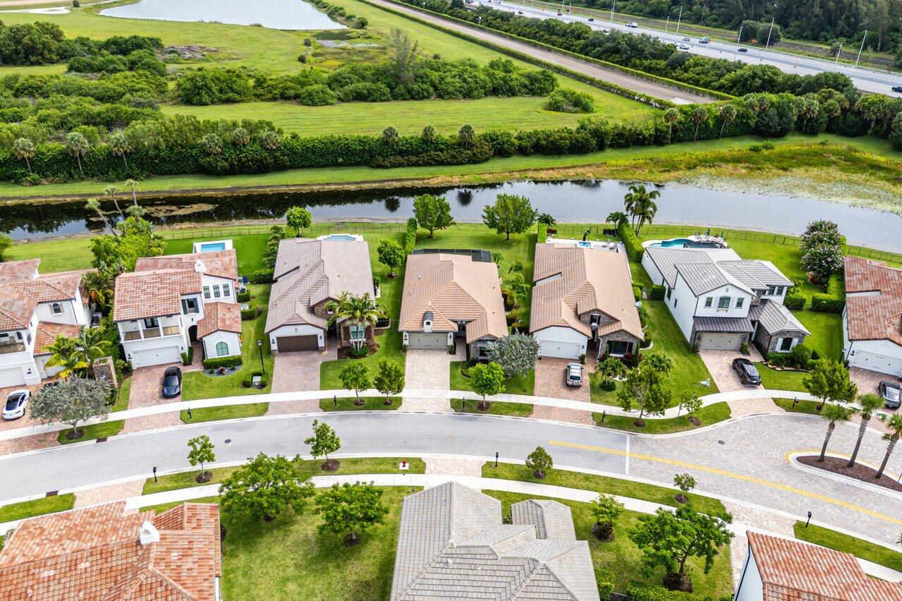 PALM MEADOWS ESTATES - Residential