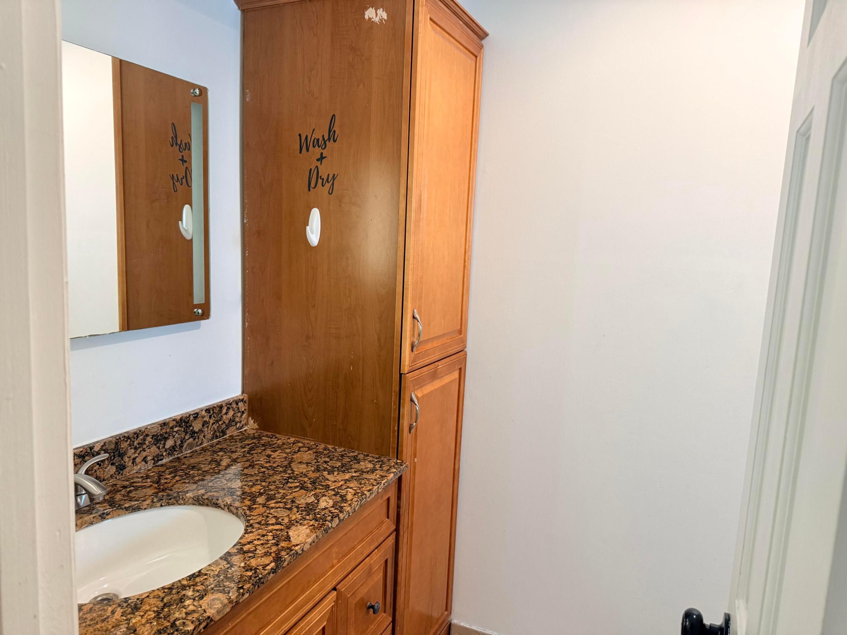 MONTOYA ESTATES - Residential Lease