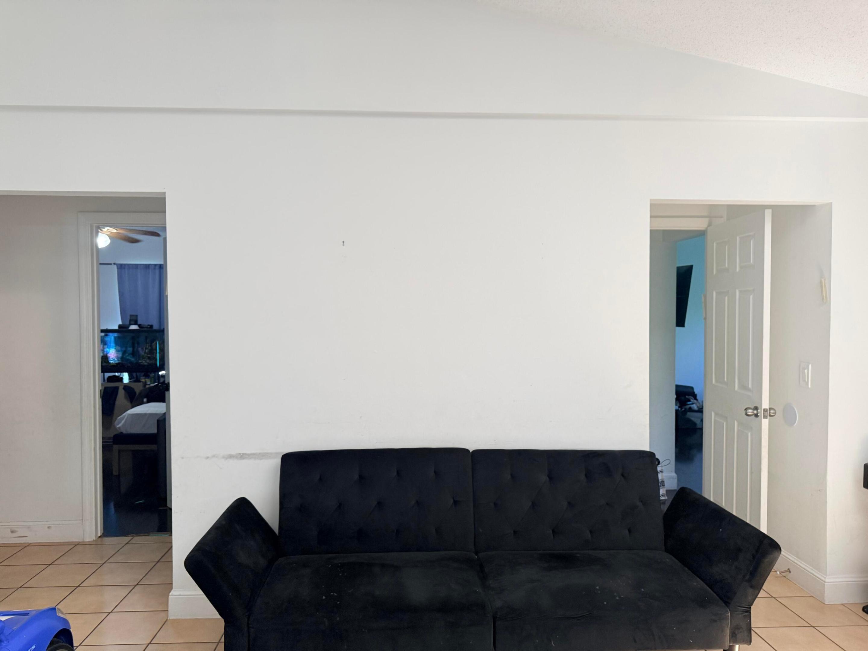 MONTOYA ESTATES - Residential Lease