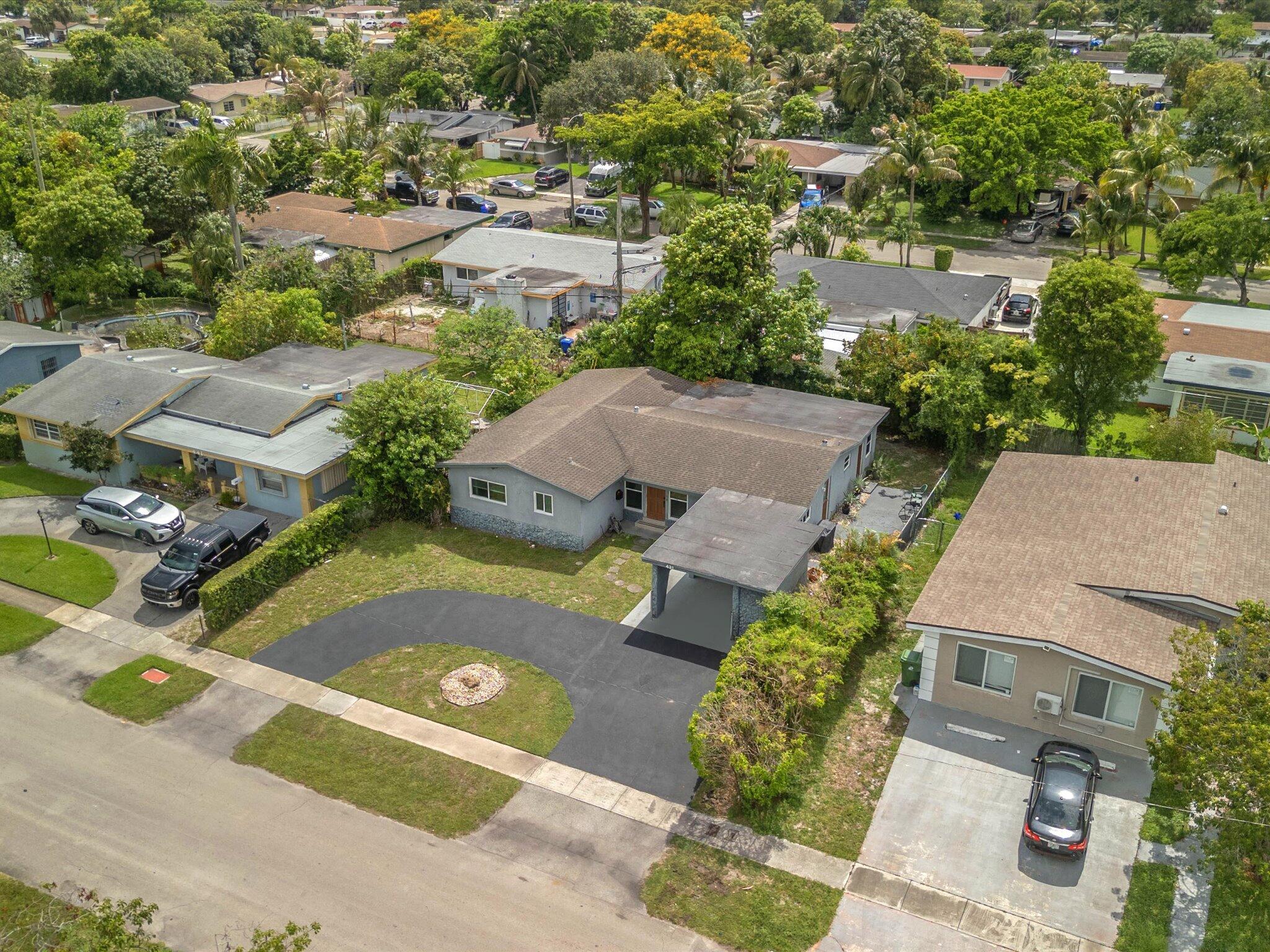 MELROSE MANOR - Residential
