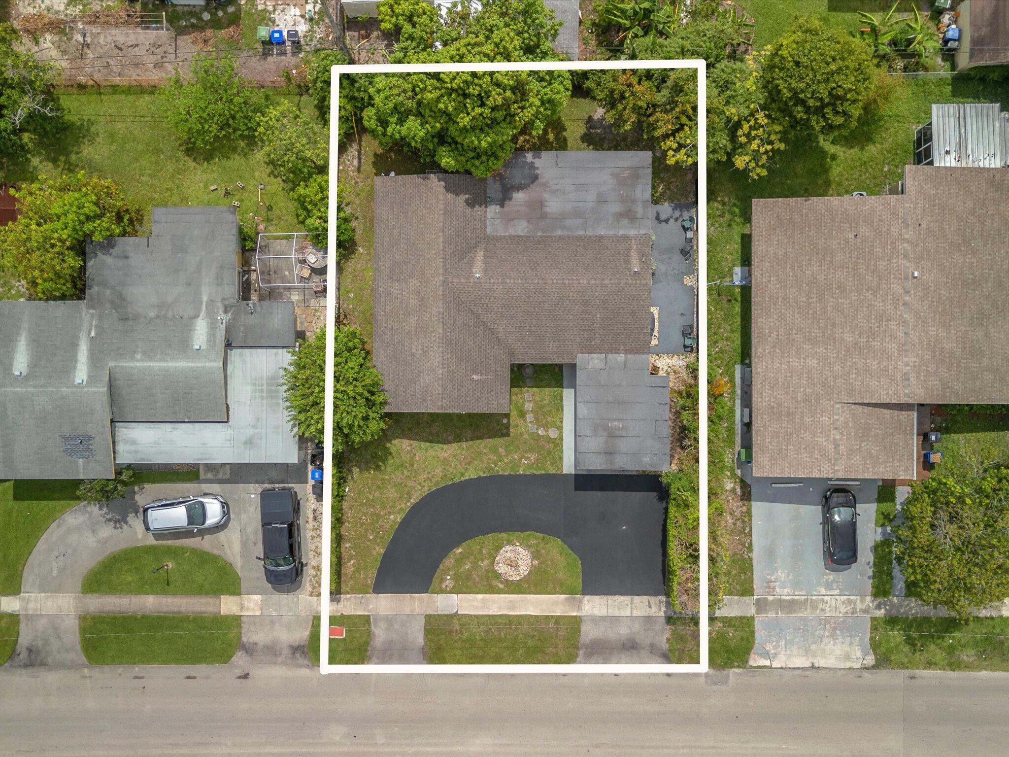 MELROSE MANOR - Residential