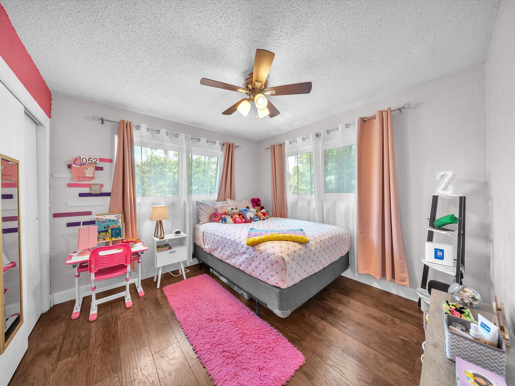 MELROSE MANOR - Residential