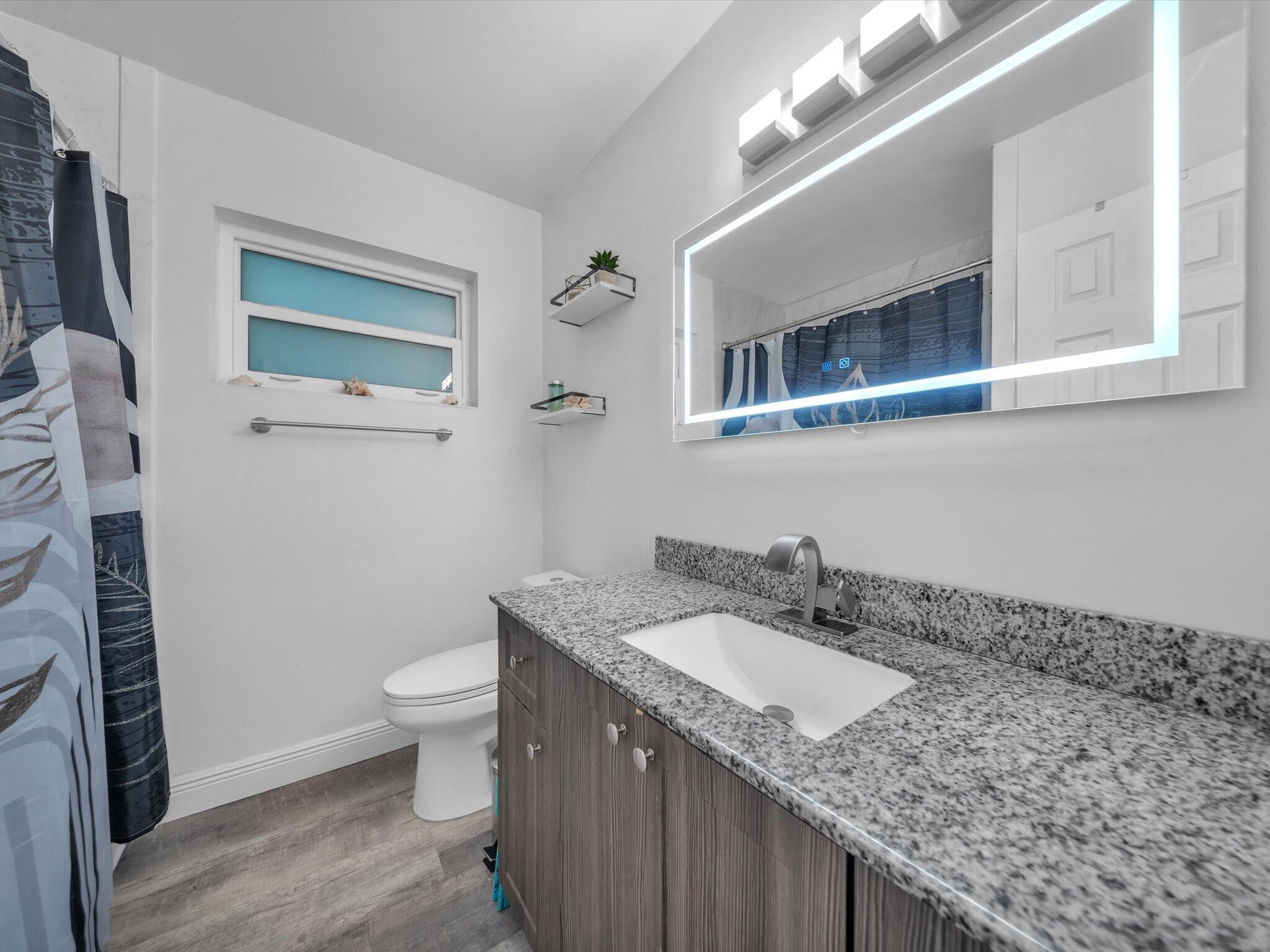 MELROSE MANOR - Residential