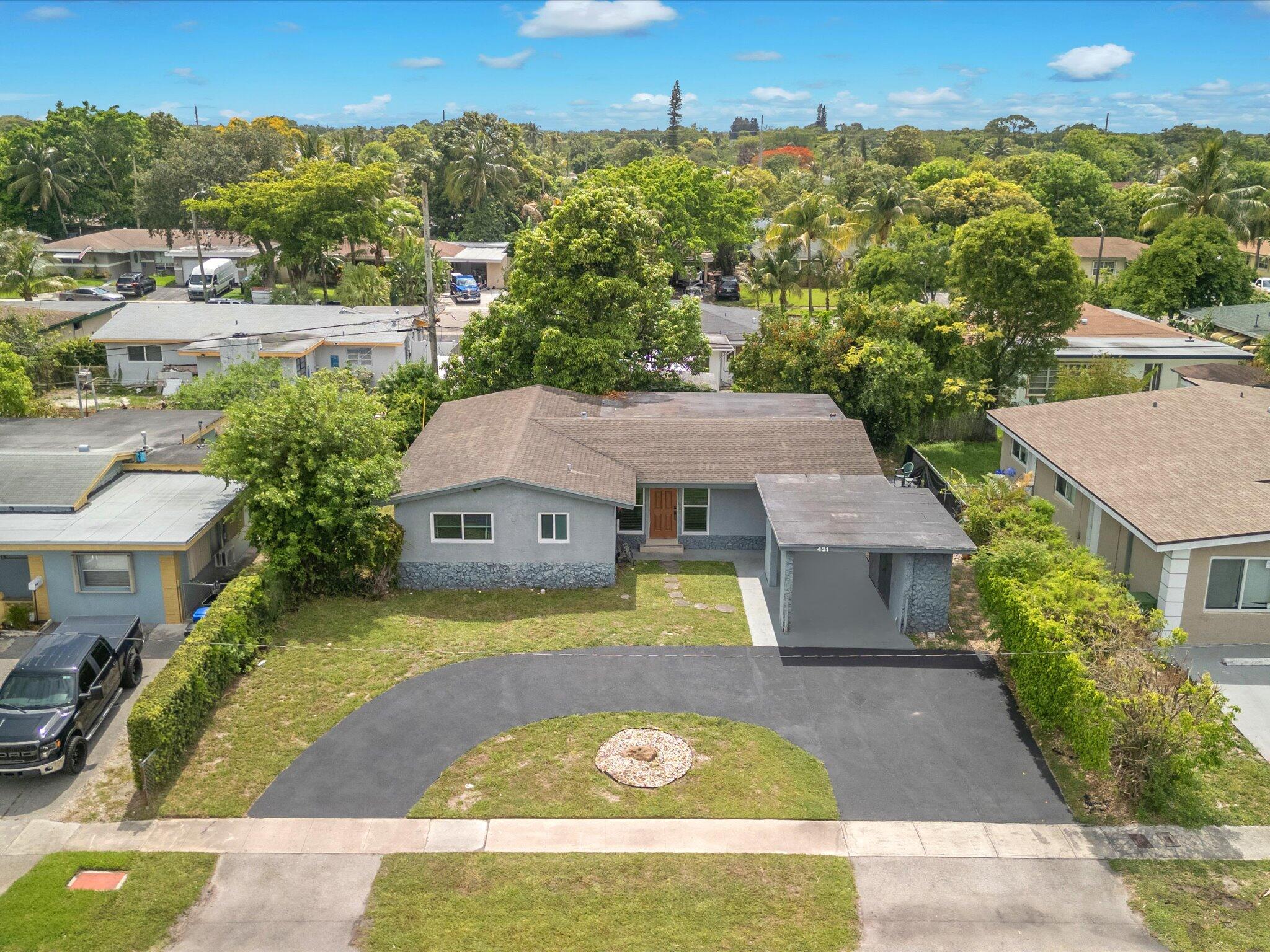 MELROSE MANOR - Residential