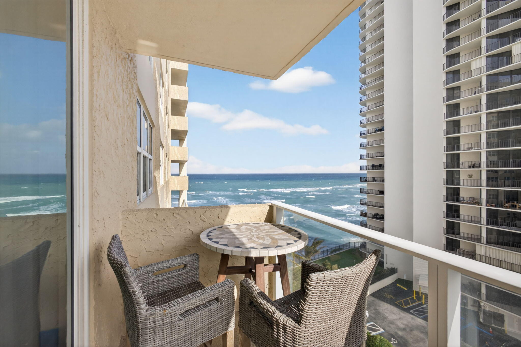 AQUARIUS CONDOMINIUM - Residential