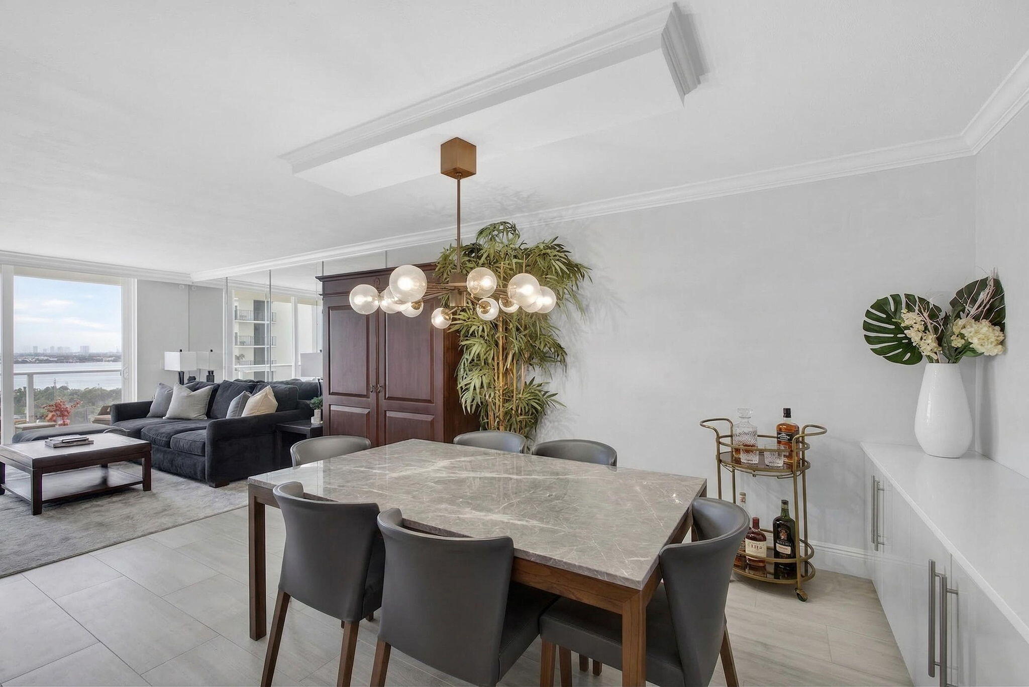 AQUARIUS CONDOMINIUM - Residential