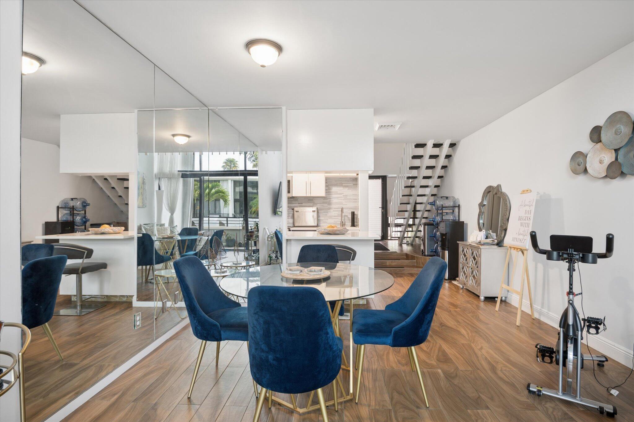 MAYFAIR HOUSE CONDO - Residential