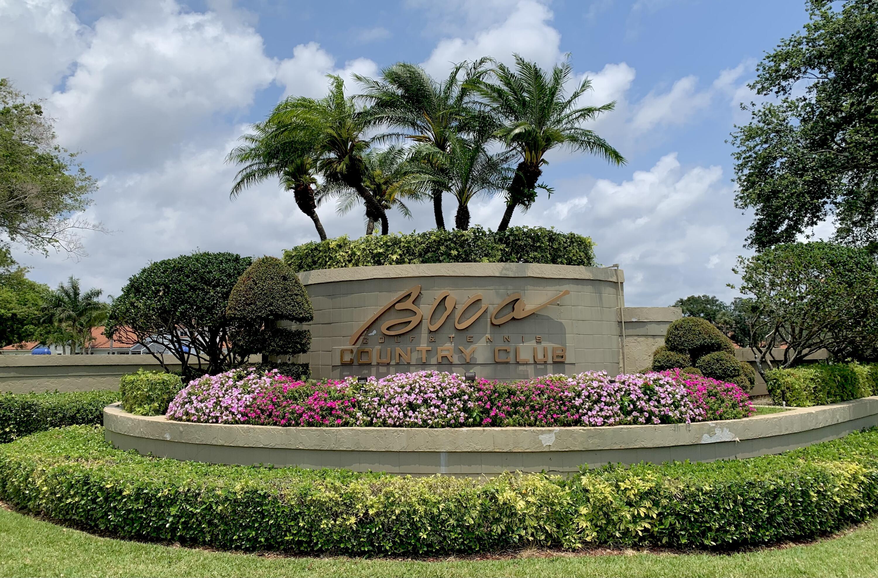 ST TROPEZ AT BOCA GOLF VILLAS CONDO - Residential