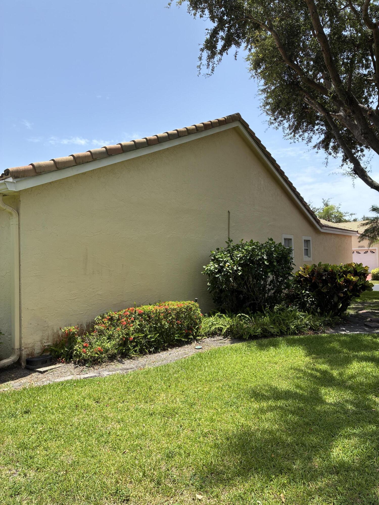 ST TROPEZ AT BOCA GOLF VILLAS CONDO - Residential
