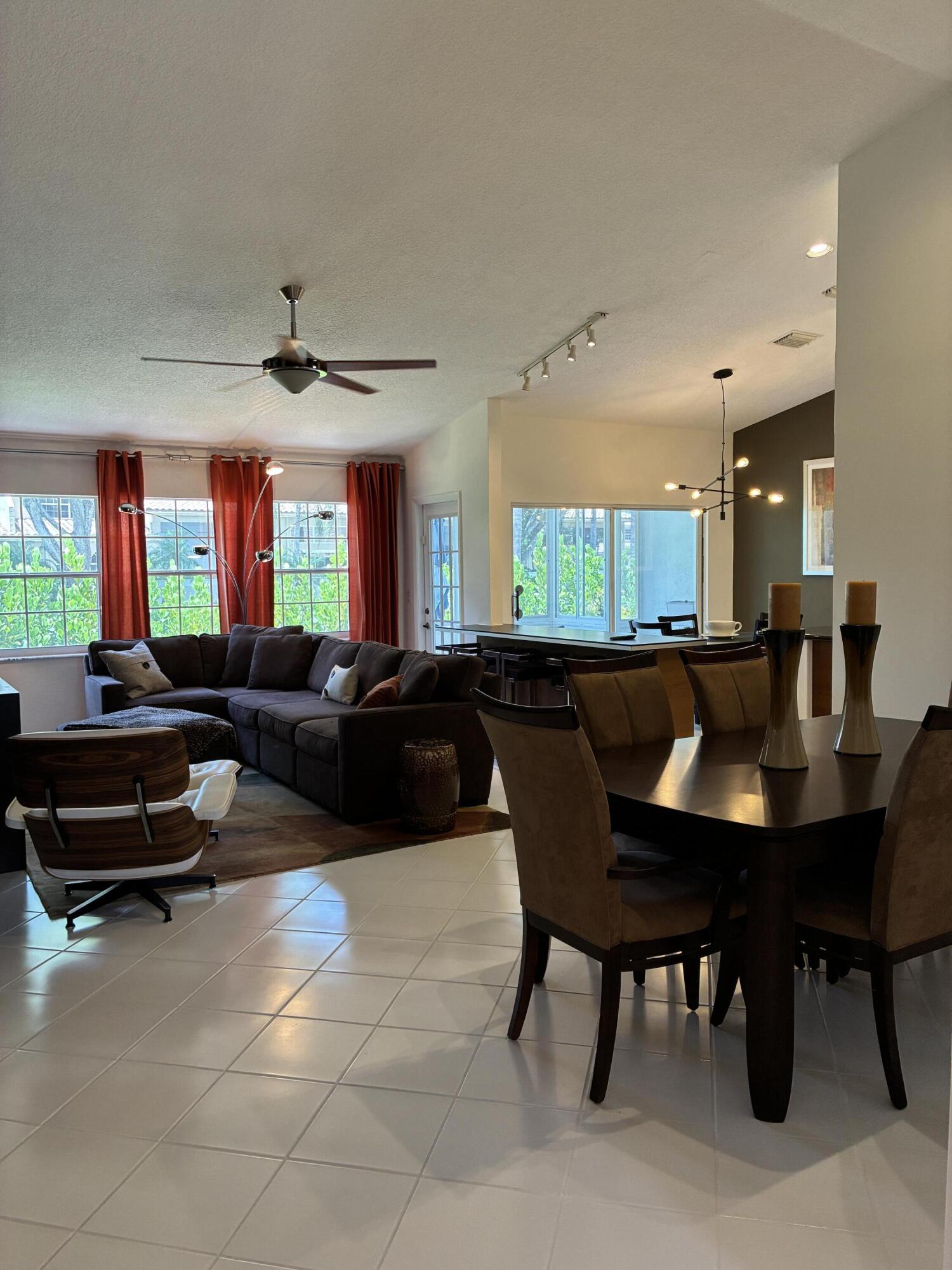 ST TROPEZ AT BOCA GOLF VILLAS CONDO - Residential