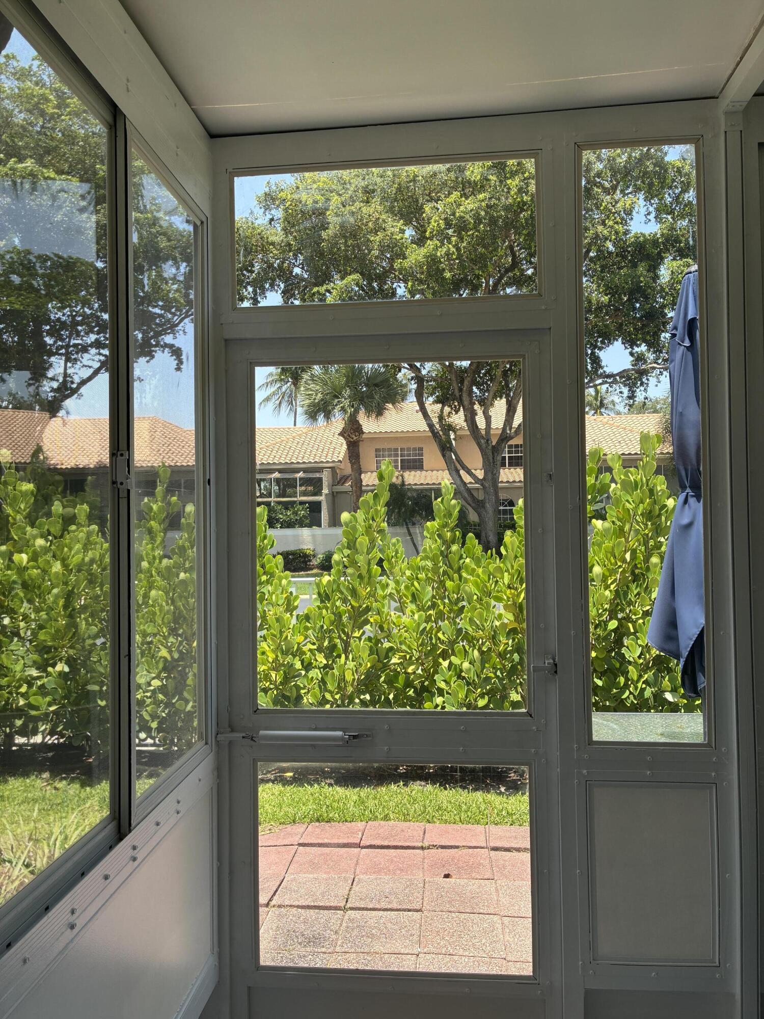 ST TROPEZ AT BOCA GOLF VILLAS CONDO - Residential