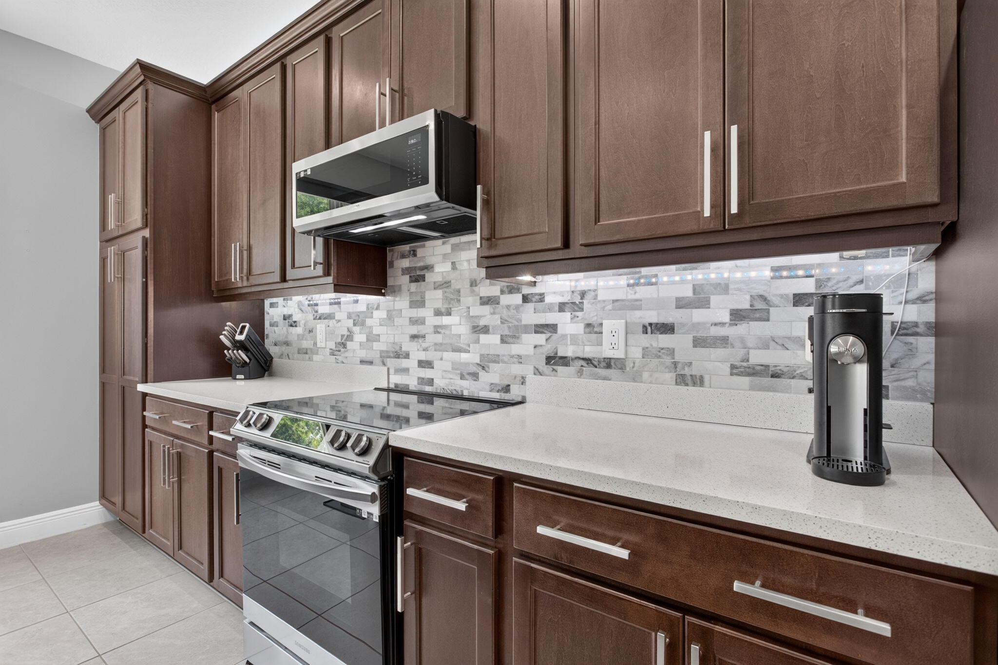 DEERFIELD CROSSING - Residential
