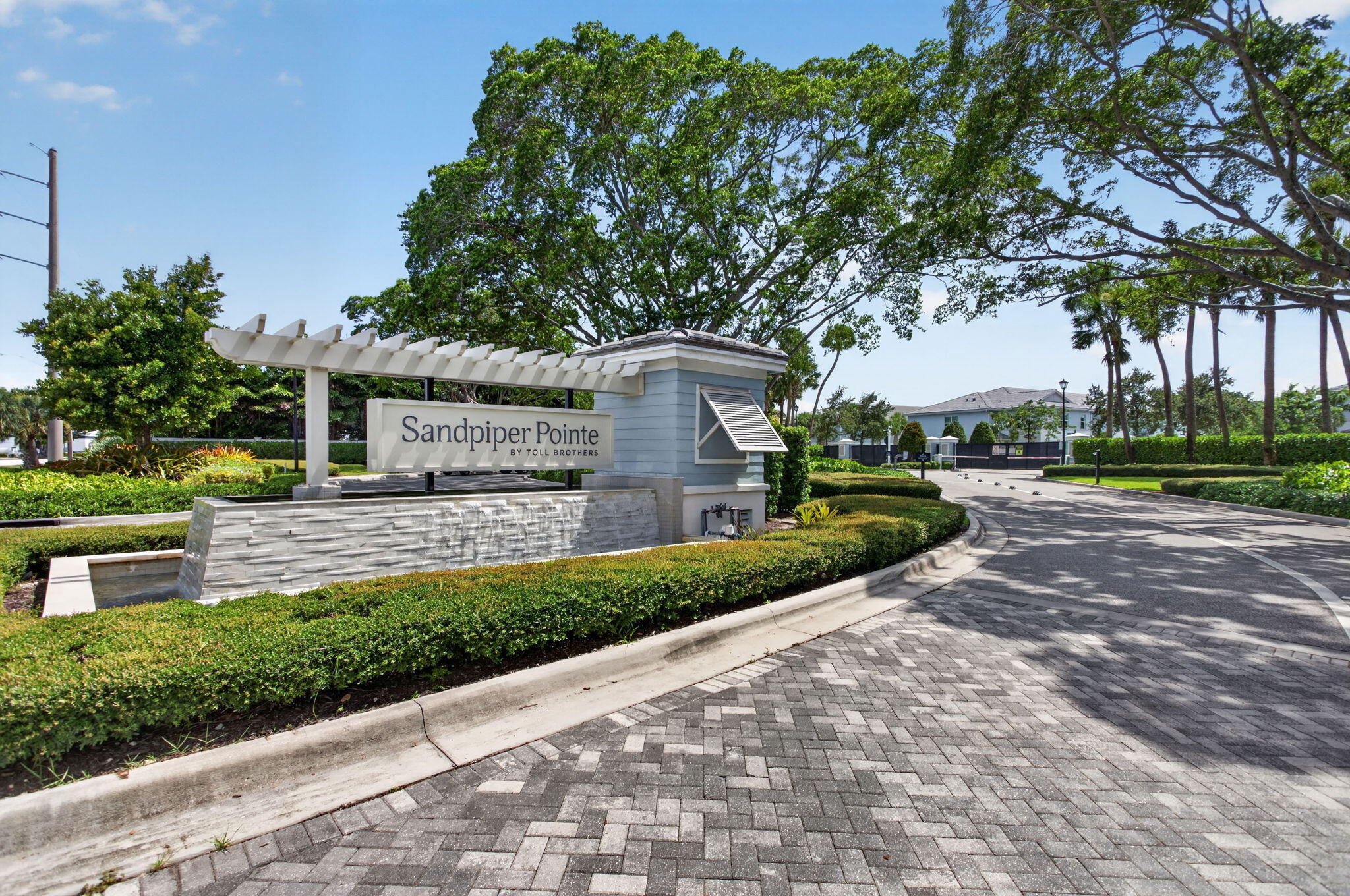 DEERFIELD CROSSING - Residential