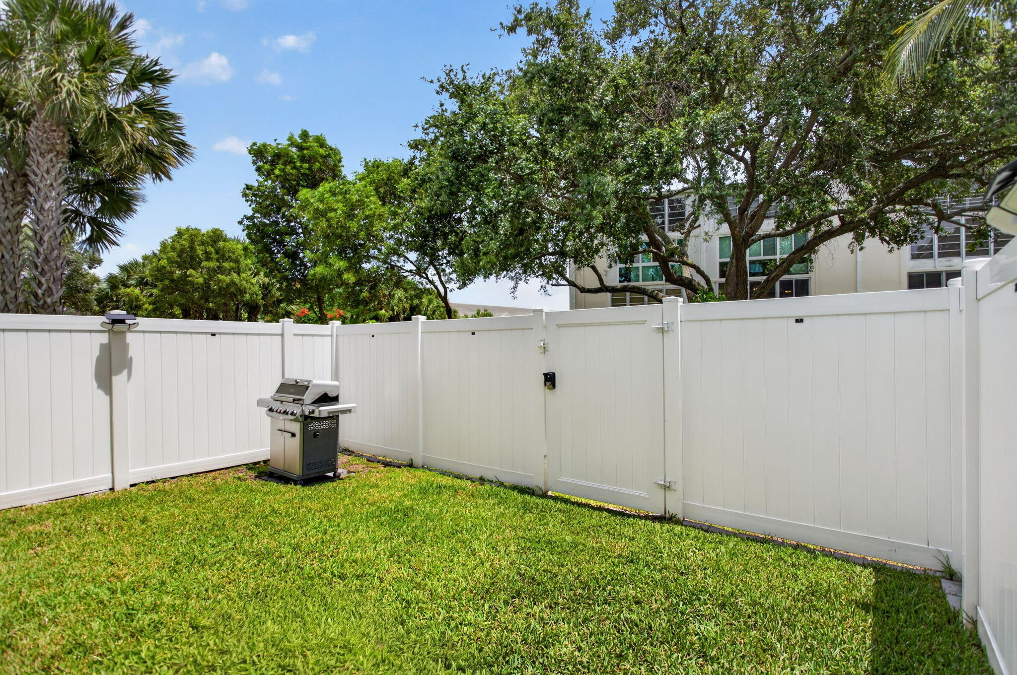 DEERFIELD CROSSING - Residential
