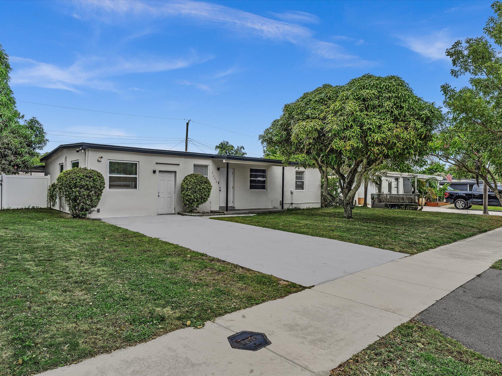 Move right into this charming Pompano Beach home located near Lighthouse Pointe and Hillsboro Beach. Recent 2023 improvements include an A/C unit, front load washer and dryer, water heater, stainless steel kitchen appliances, updated sprinkler system and bathrooms. The enclosed back patio provides the perfect space for entertaining or relaxing. The spacious, fully fenced backyard offers plenty of room to enjoy the Florida lifestyle. Primary room has it's own private entrance that can be rented out. With no HOA, you'll appreciate the added freedom and flexibility. Just minutes away from US1 and conveniently located near beaches, shopping, dining, and major roadways.
