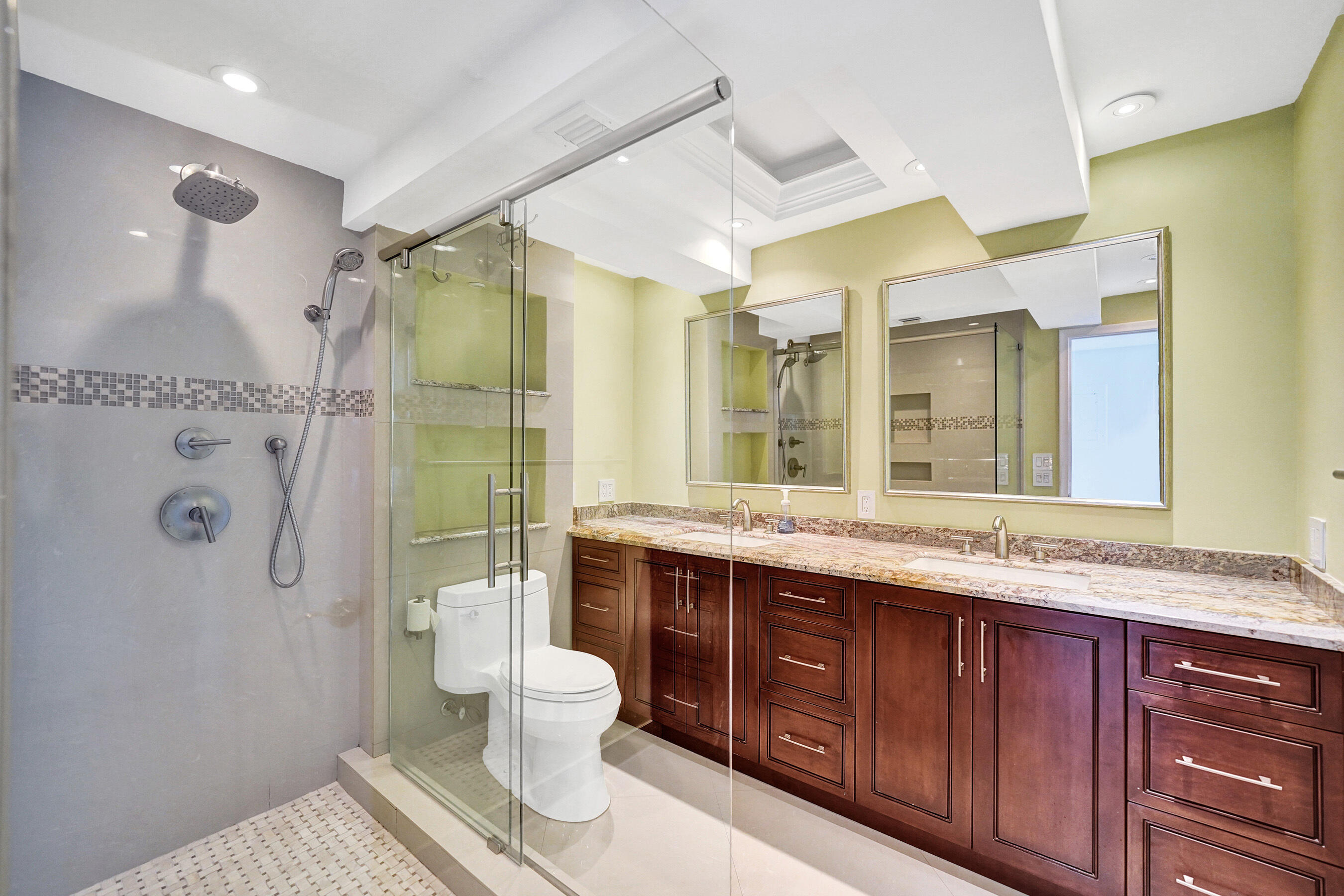 CORINTHIAN ON THE INTRACOASTAL - Residential