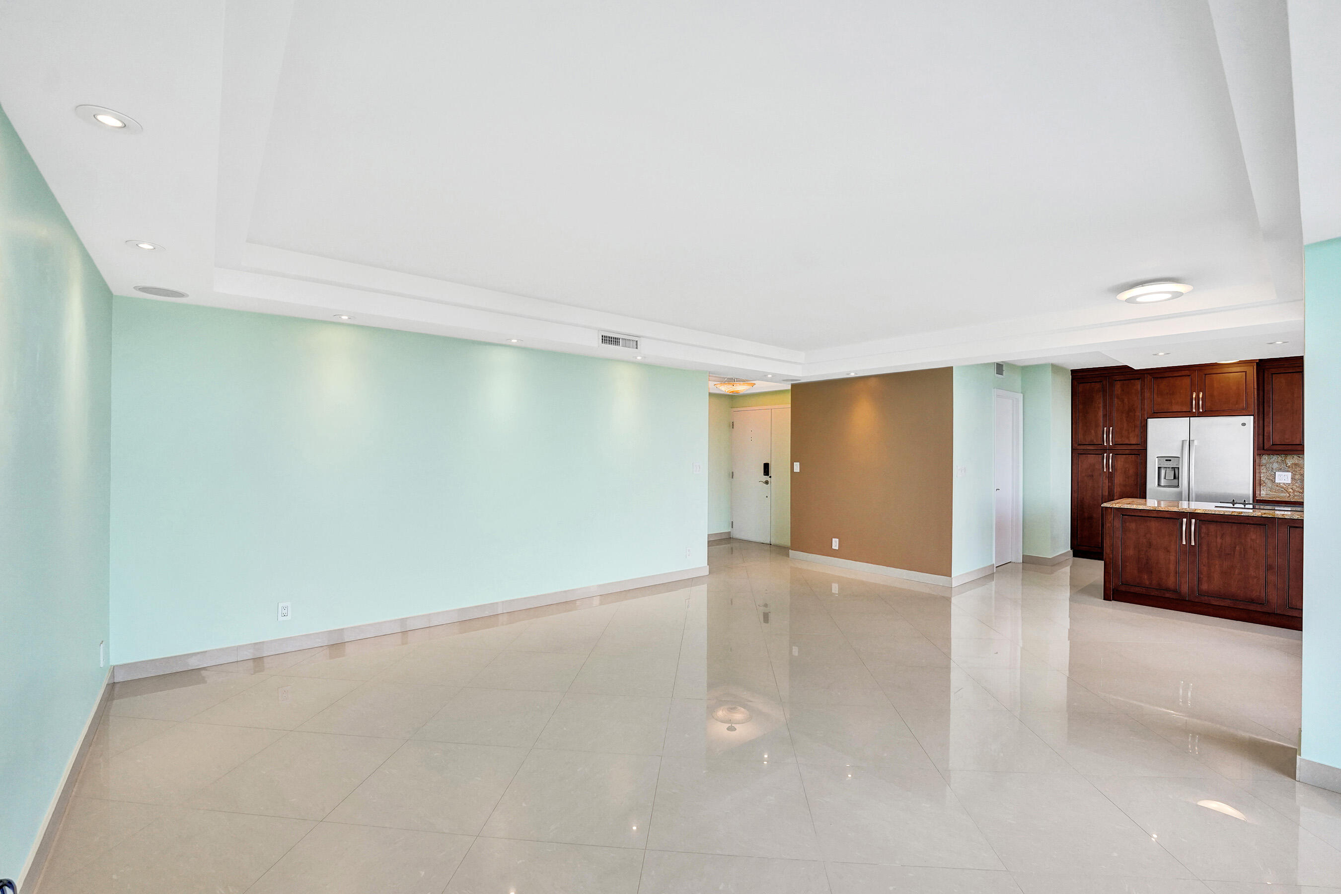 CORINTHIAN ON THE INTRACOASTAL - Residential