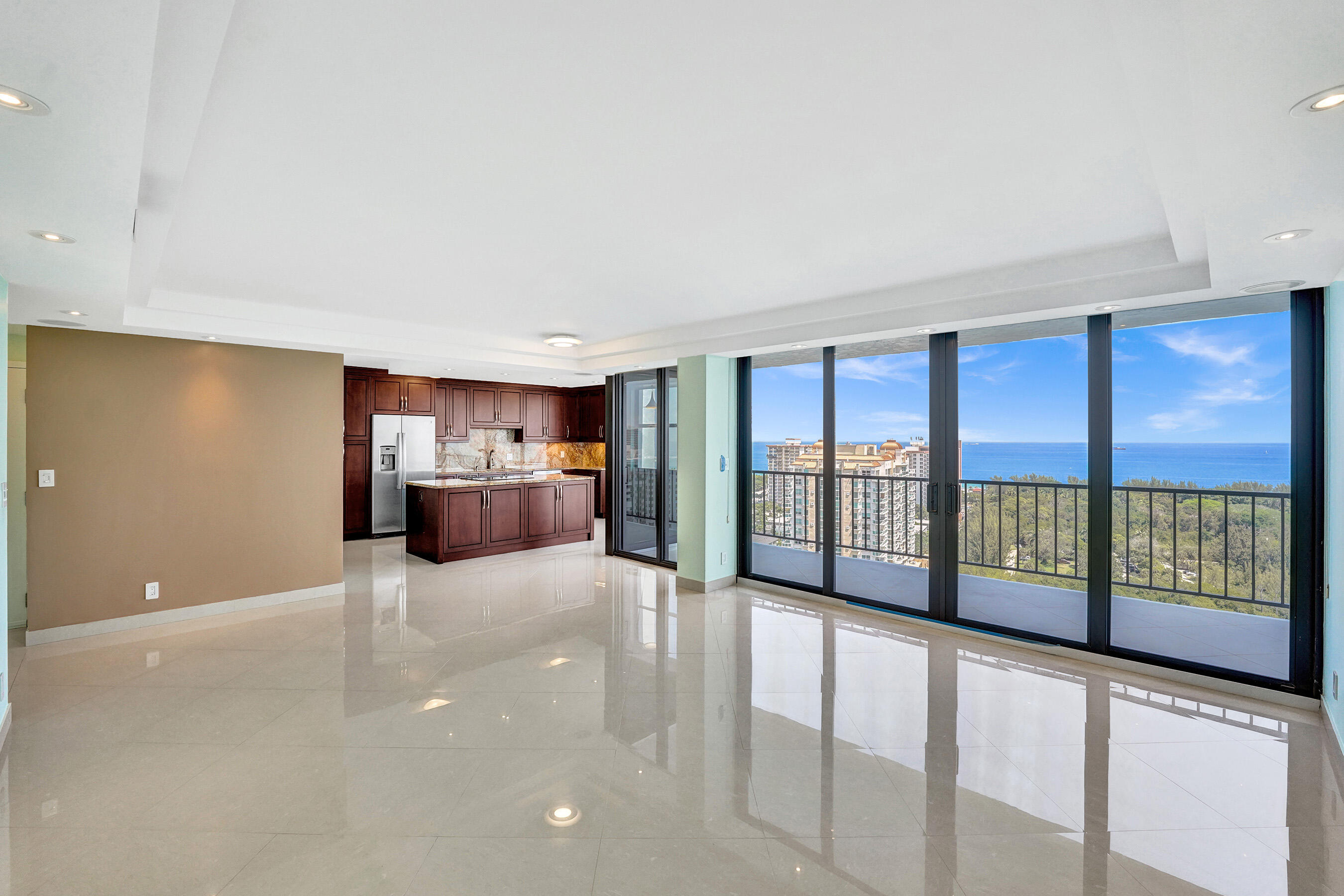 CORINTHIAN ON THE INTRACOASTAL - Residential
