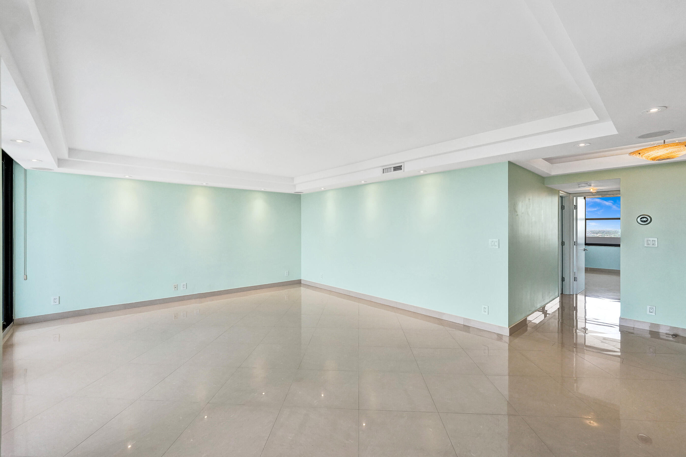 CORINTHIAN ON THE INTRACOASTAL - Residential