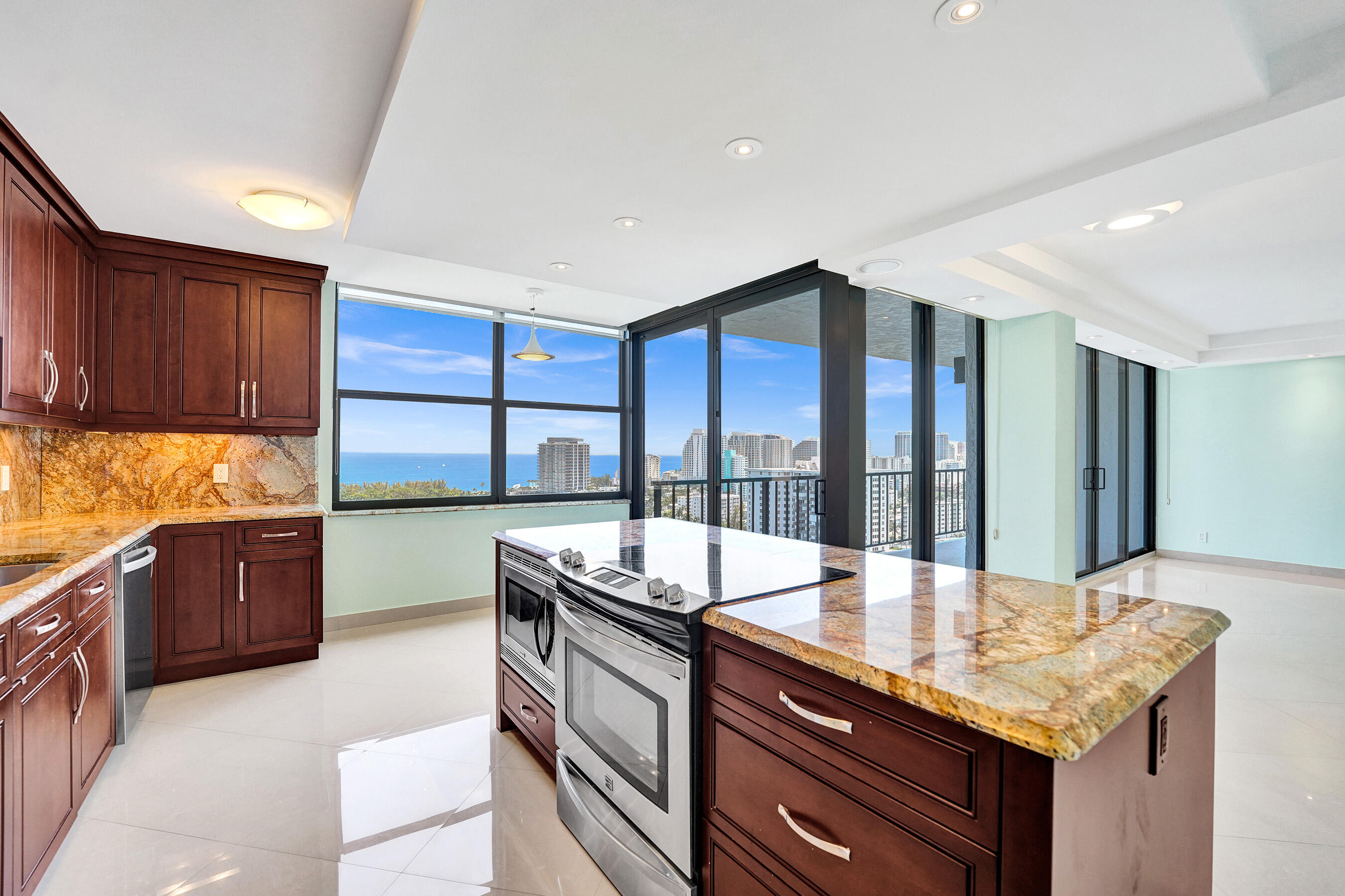 CORINTHIAN ON THE INTRACOASTAL - Residential