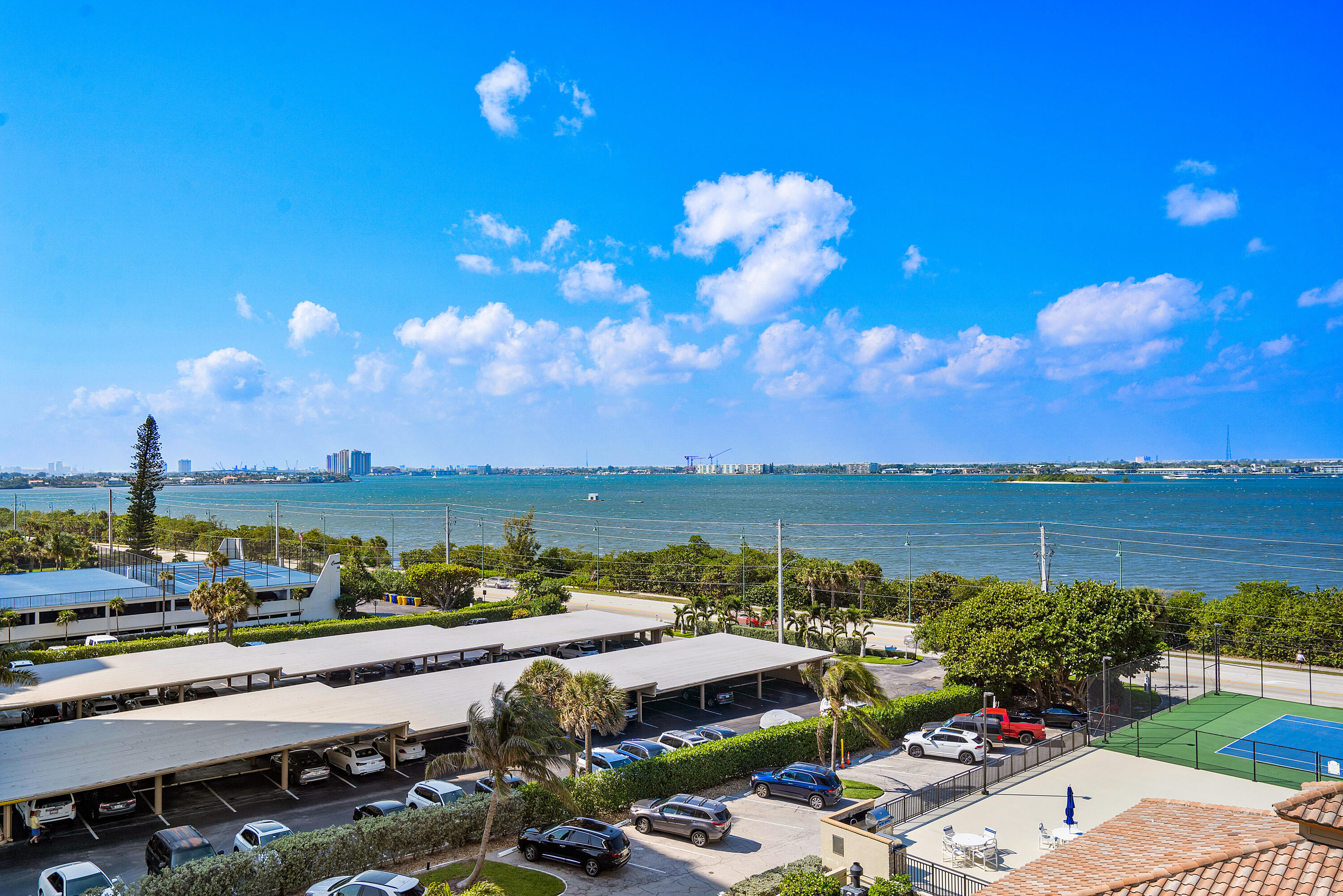 SEAGRAPE CONDO - Residential
