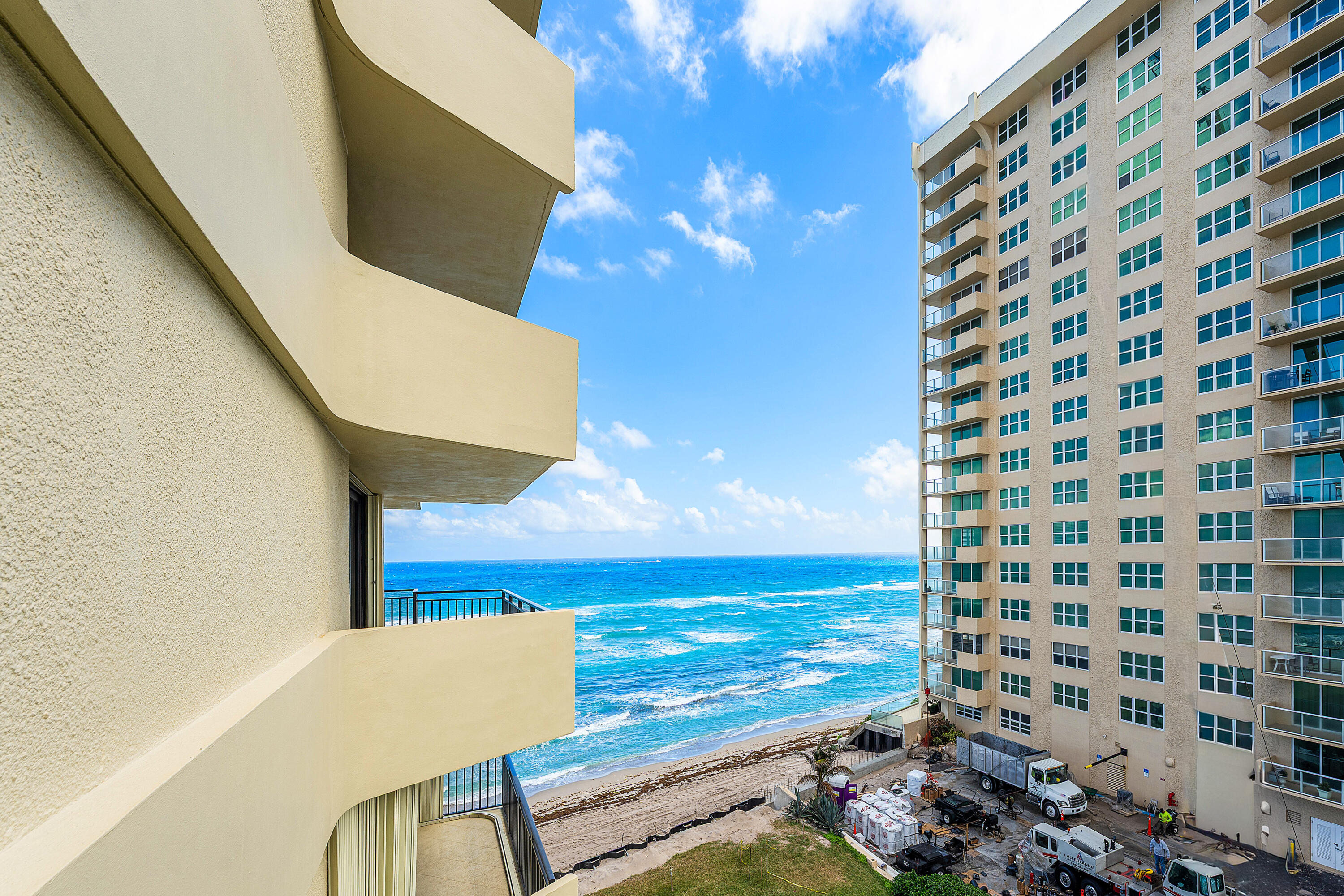 SEAGRAPE CONDO - Residential