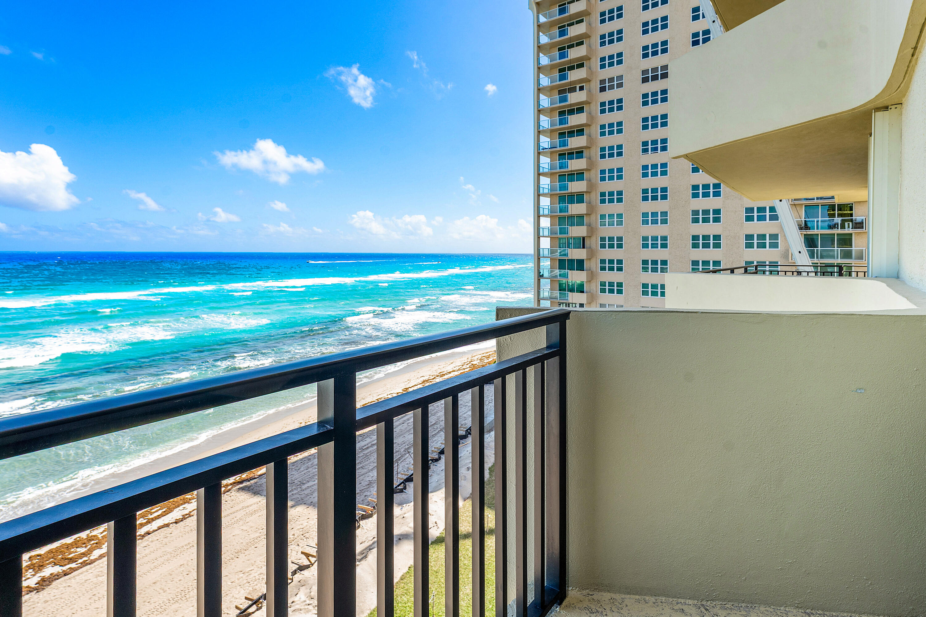 SEAGRAPE CONDO - Residential