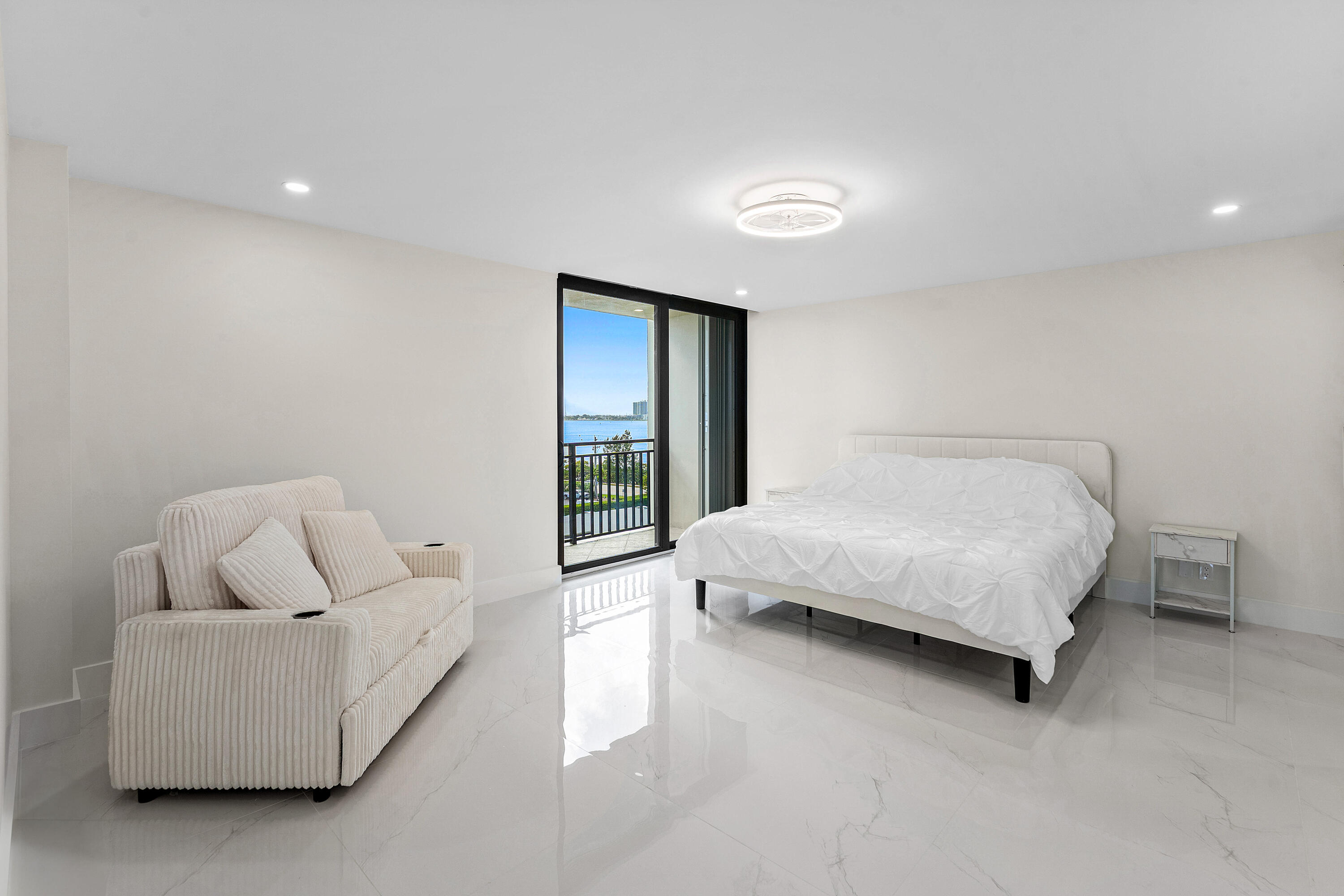 SEAGRAPE CONDO - Residential