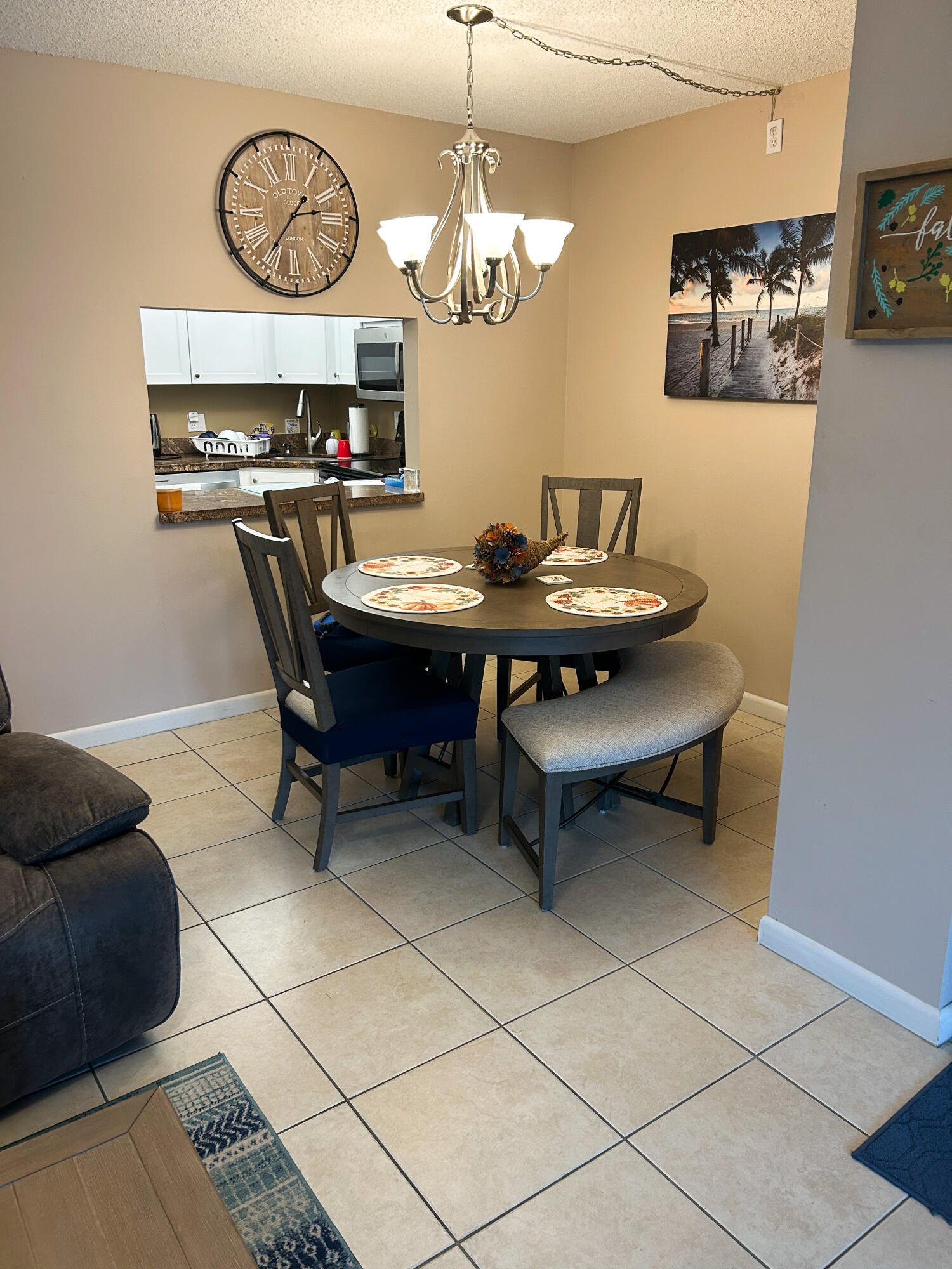 PINE RIDGE NORTH VILLAGE IV CONDO - Residential