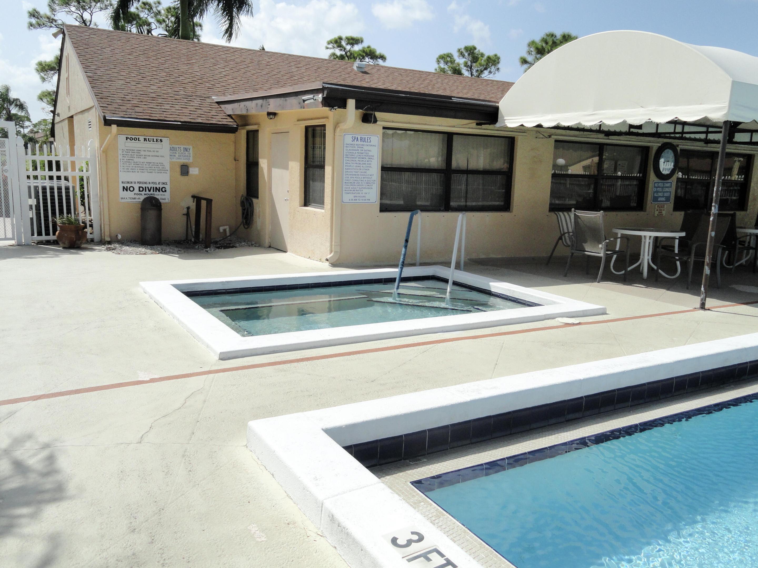 PINE RIDGE NORTH VILLAGE IV CONDO - Residential