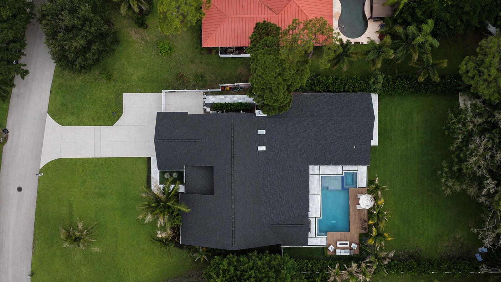 WHISPERING TRAILS 1 - Residential