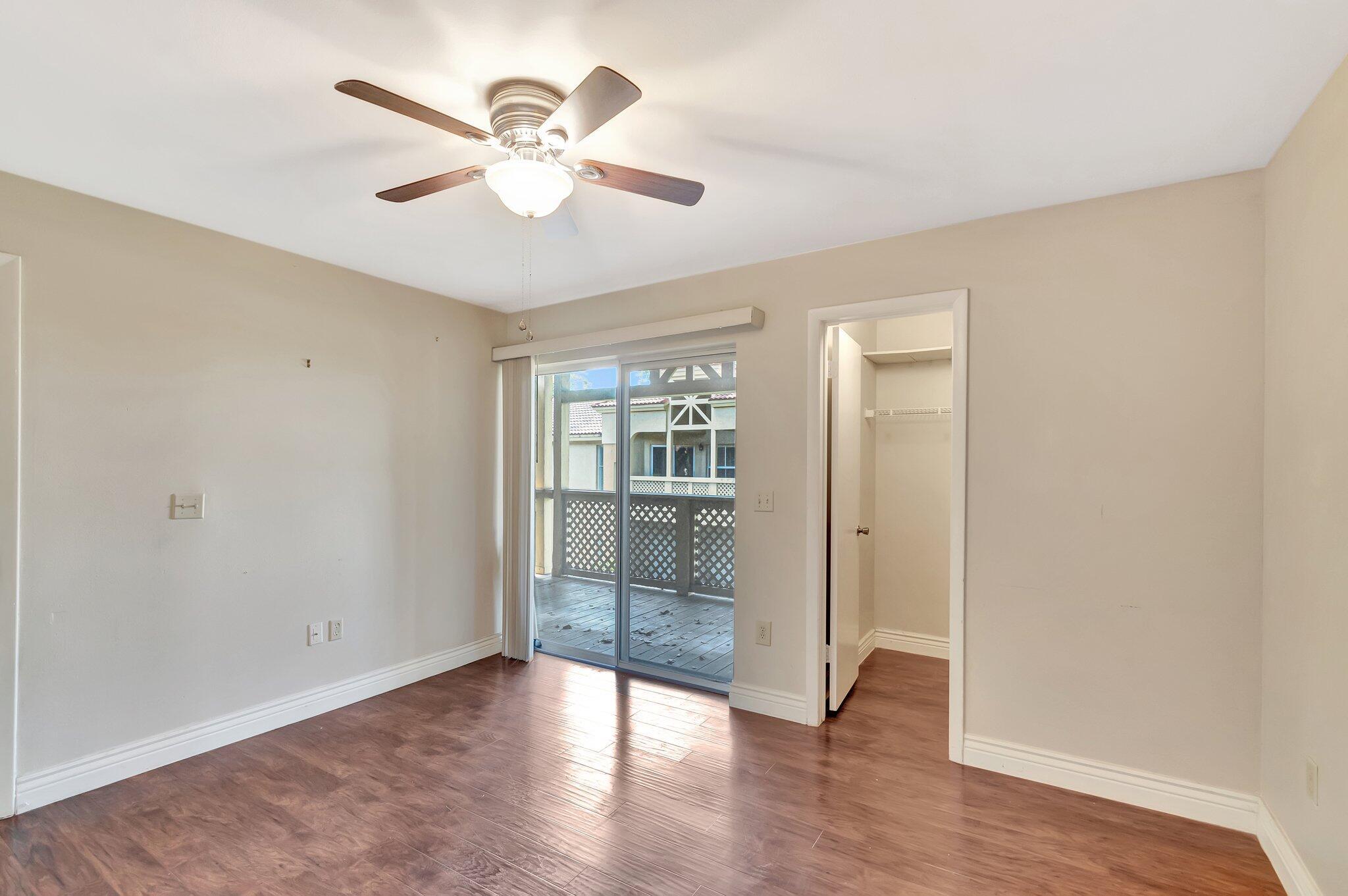 PALM LAKE CONDOMINIUM - Residential