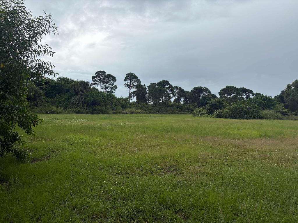 PORT ST LUCIE SECTION 30 - Land