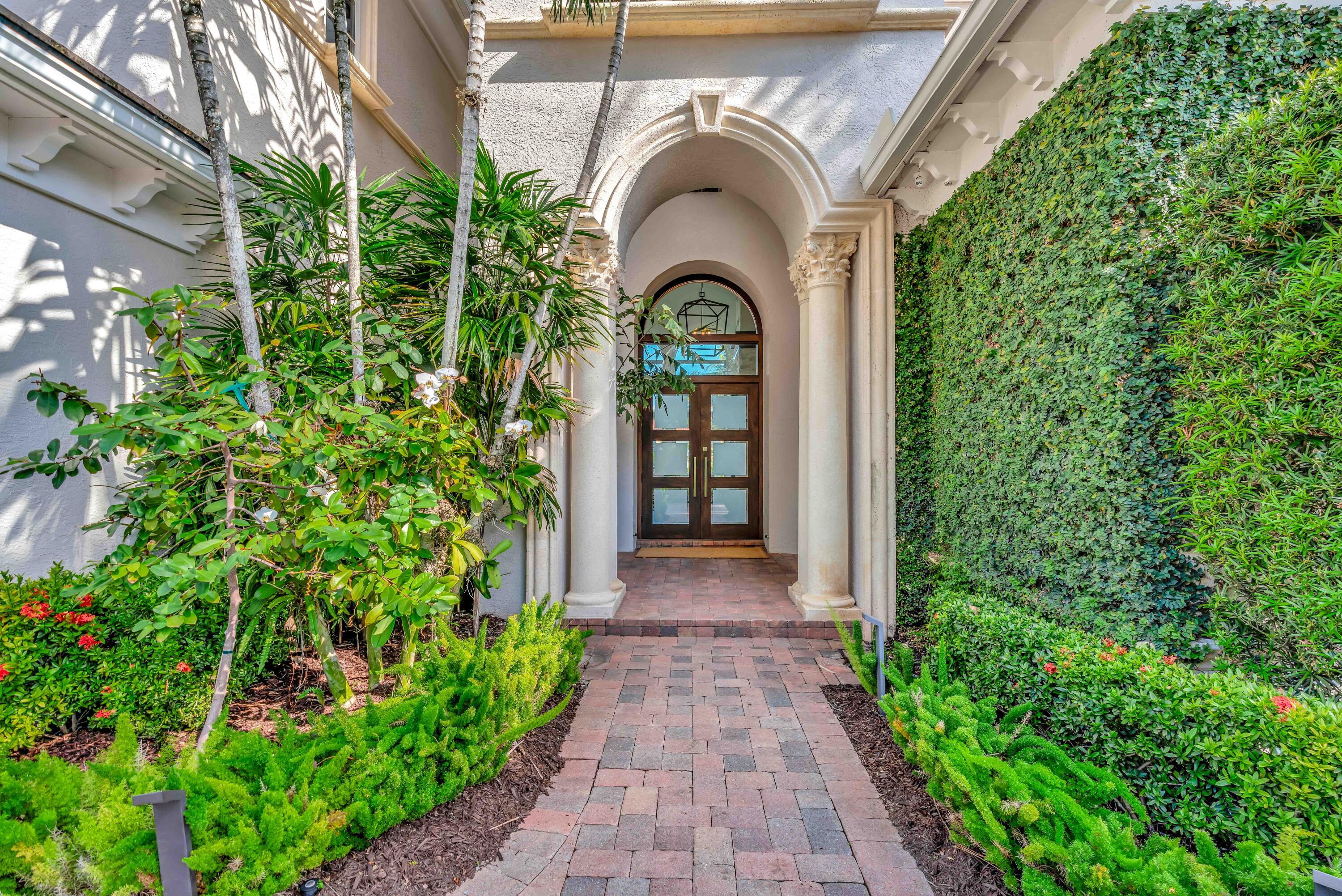 HARBOUR ISLES - Residential