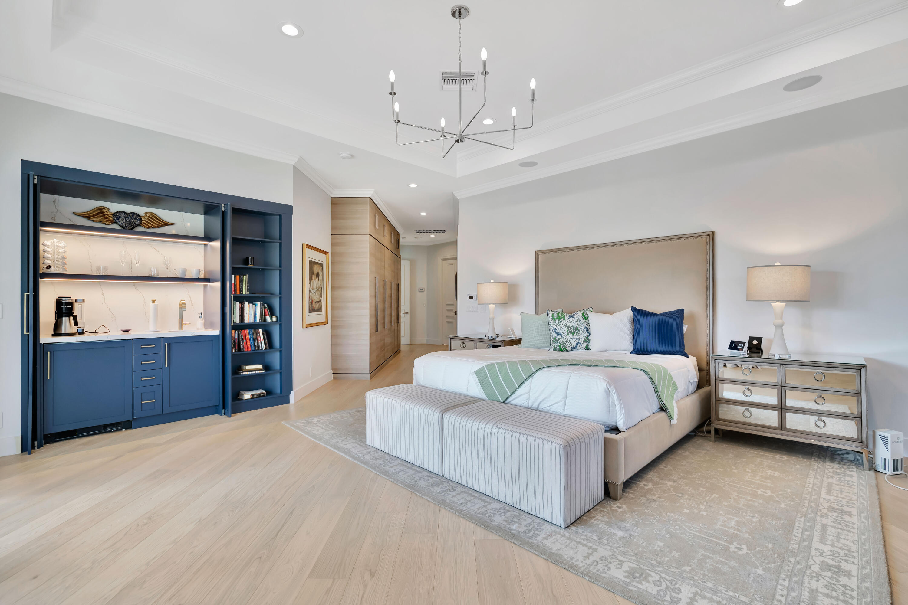 HARBOUR ISLES - Residential