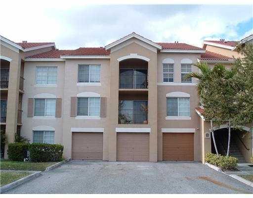 EMERALD ISLE AT LAGUNA LAKES CONDO - Residential Lease