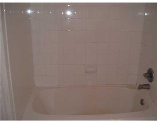 EMERALD ISLE AT LAGUNA LAKES CONDO - Residential Lease