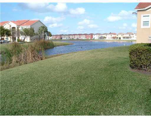 EMERALD ISLE AT LAGUNA LAKES CONDO - Residential Lease