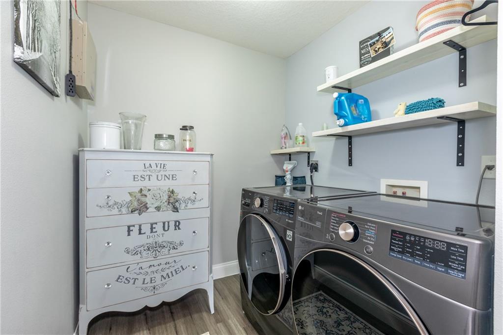 Pointe West - Residential