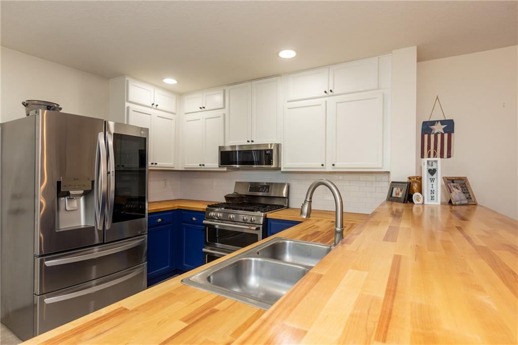Pointe West - Residential