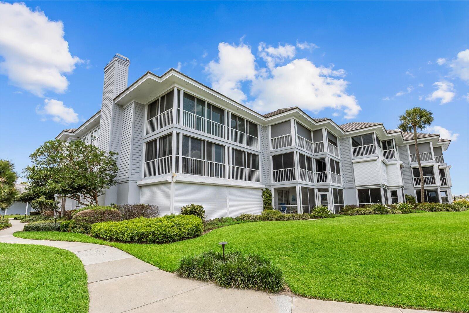 """POINTES #2 CONDO, THE""" - Residential