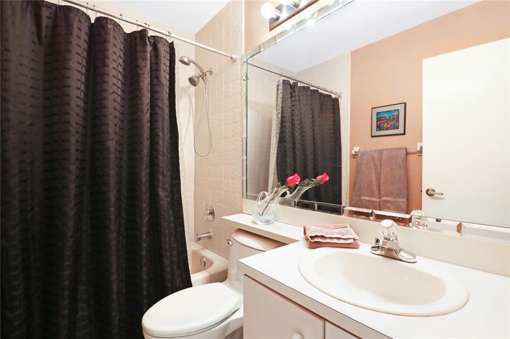 Holiday Spgs East 133-49 - Residential