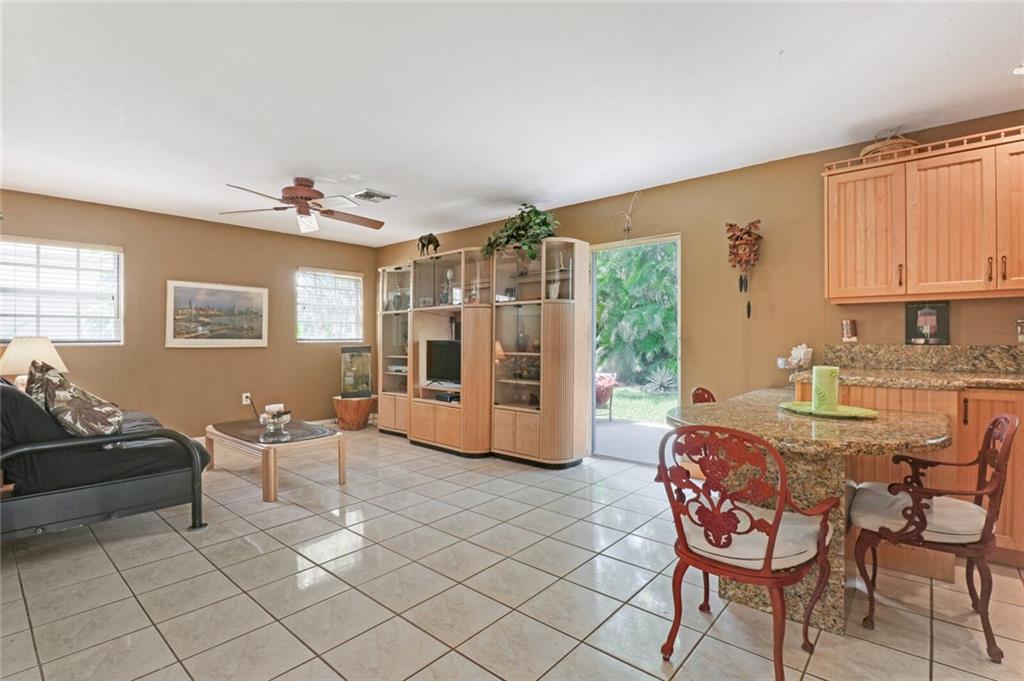 Holiday Spgs East 133-49 - Residential