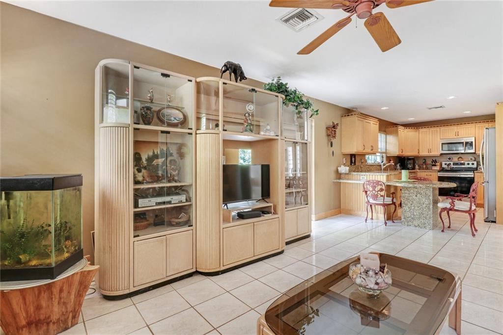 Holiday Spgs East 133-49 - Residential