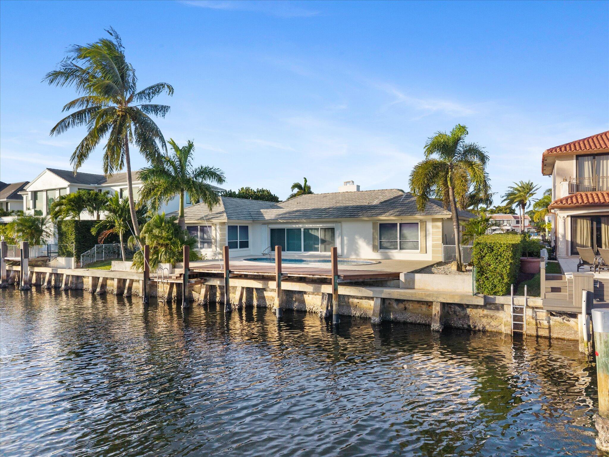 TROPIC ISLE 4TH SEC - Residential