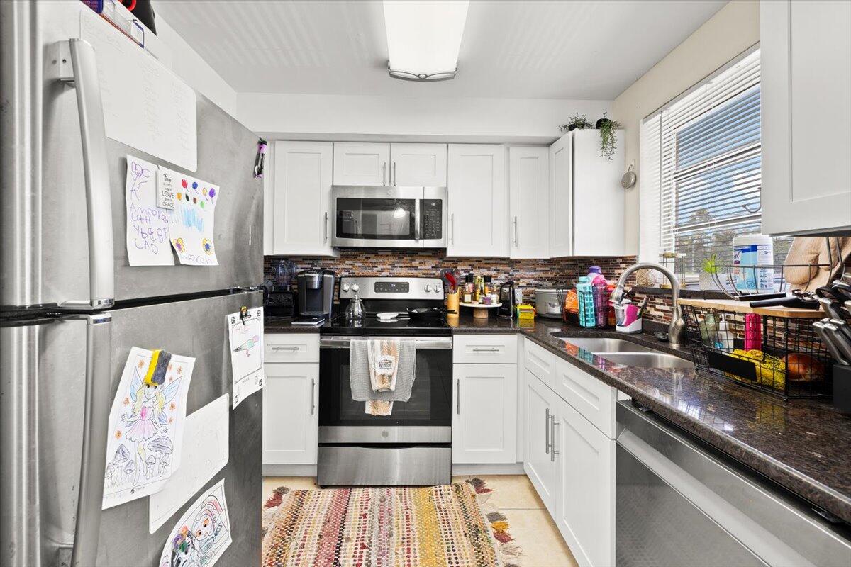 BUFFALO HEIGHTS - Residential Lease