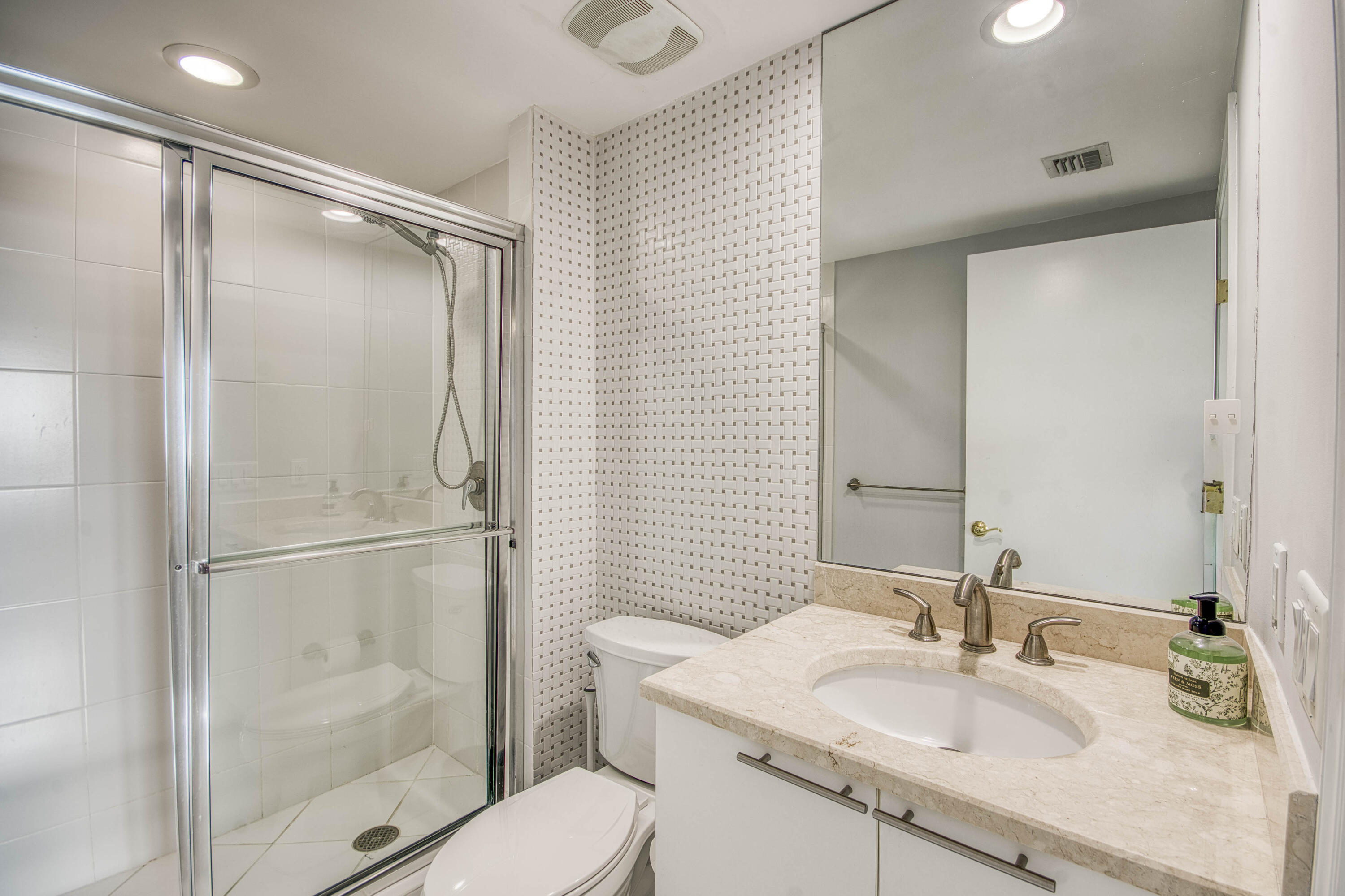 Marina Grande - Residential Lease