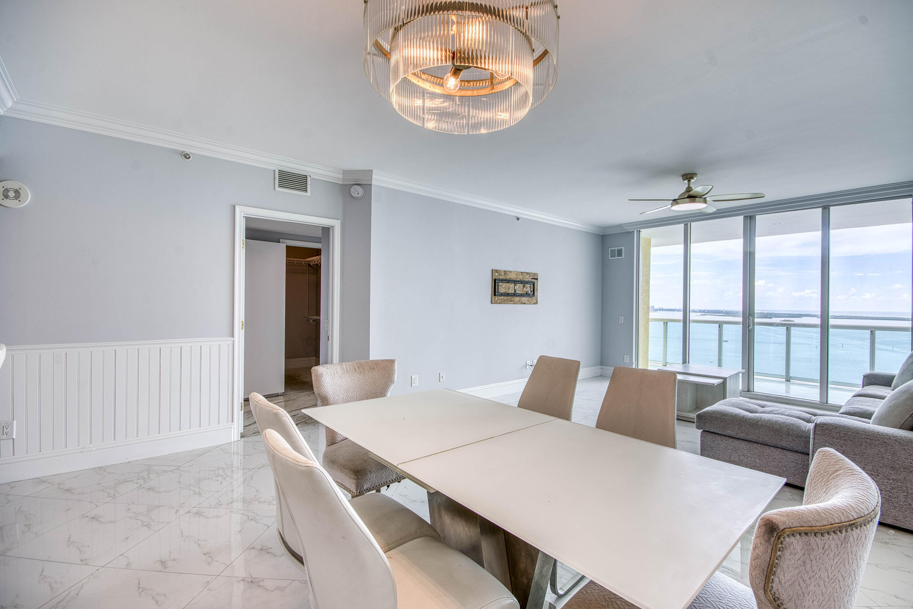 Marina Grande - Residential Lease