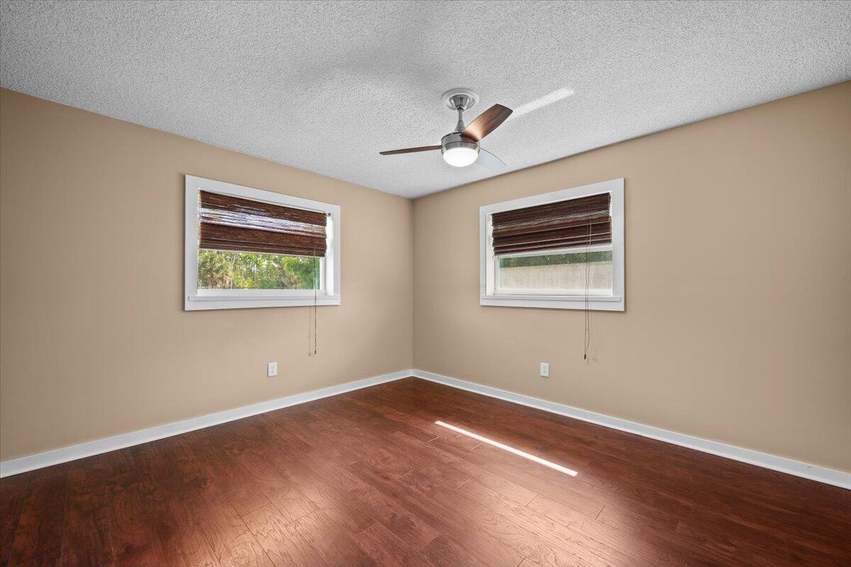 PALM BEACH NATL GOLF AND COUNTRY CLUB ESTATES 2 - Residential